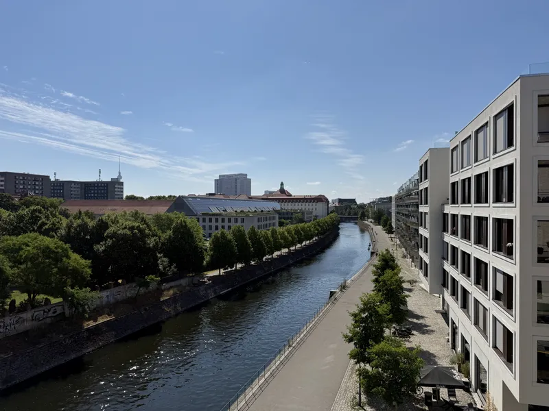 Exklusive 4-Zimmer-Wohnung mit Wasserblick in der Europa City – Modernes Wohnen am Berliner Hbf — photo 1